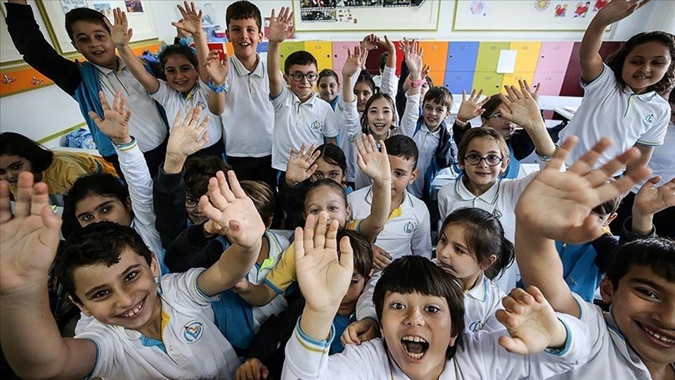 Okullarda ikinci ara tatil ne zaman? (2023 MEB nisan ara tatil tarihi) - 1