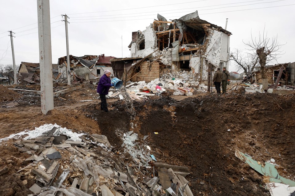 Rusya: Ukrayna ordusuna bağlı 383. İHA alayının pozisyonunu vurduk - 1