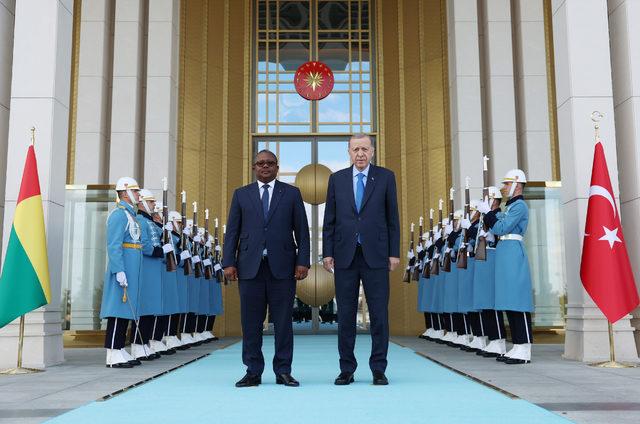 AA-20230308-30511530-30511525-CUMHURBASKANI_ERDOGAN_GINE_BISSAU_CUMHURBASKANI_EMBALO_ILE_GORUSTU