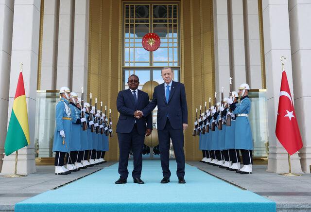 AA-20230308-30511530-30511526-CUMHURBASKANI_ERDOGAN_GINE_BISSAU_CUMHURBASKANI_EMBALO_ILE_GORUSTU