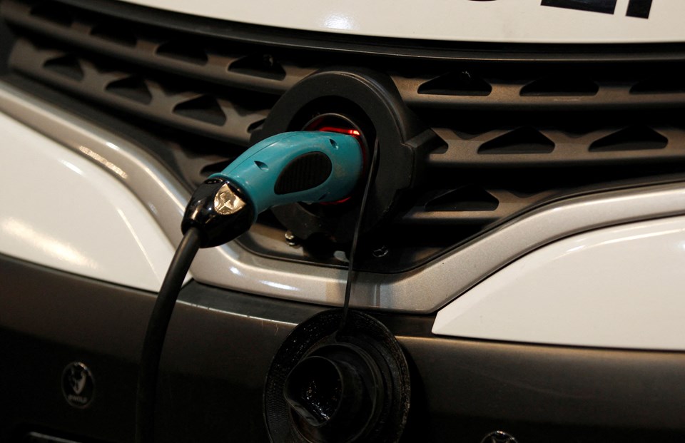 Araştırma: 10 Amerikalıdan 4'ü elektrikli otomobil sahibi olmayı düşünüyor - 1