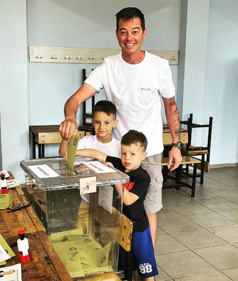 Ünlü isimler oylarını kullanıyor Sezen Aksu mührü bırakmayı unuttu