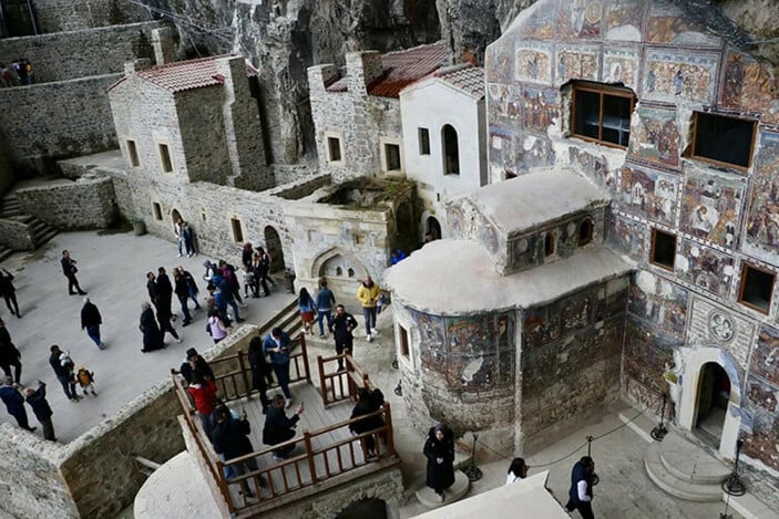 Sümela Manastırı'nı 5 ayda 56 bini aşkın kişi ziyaret etti