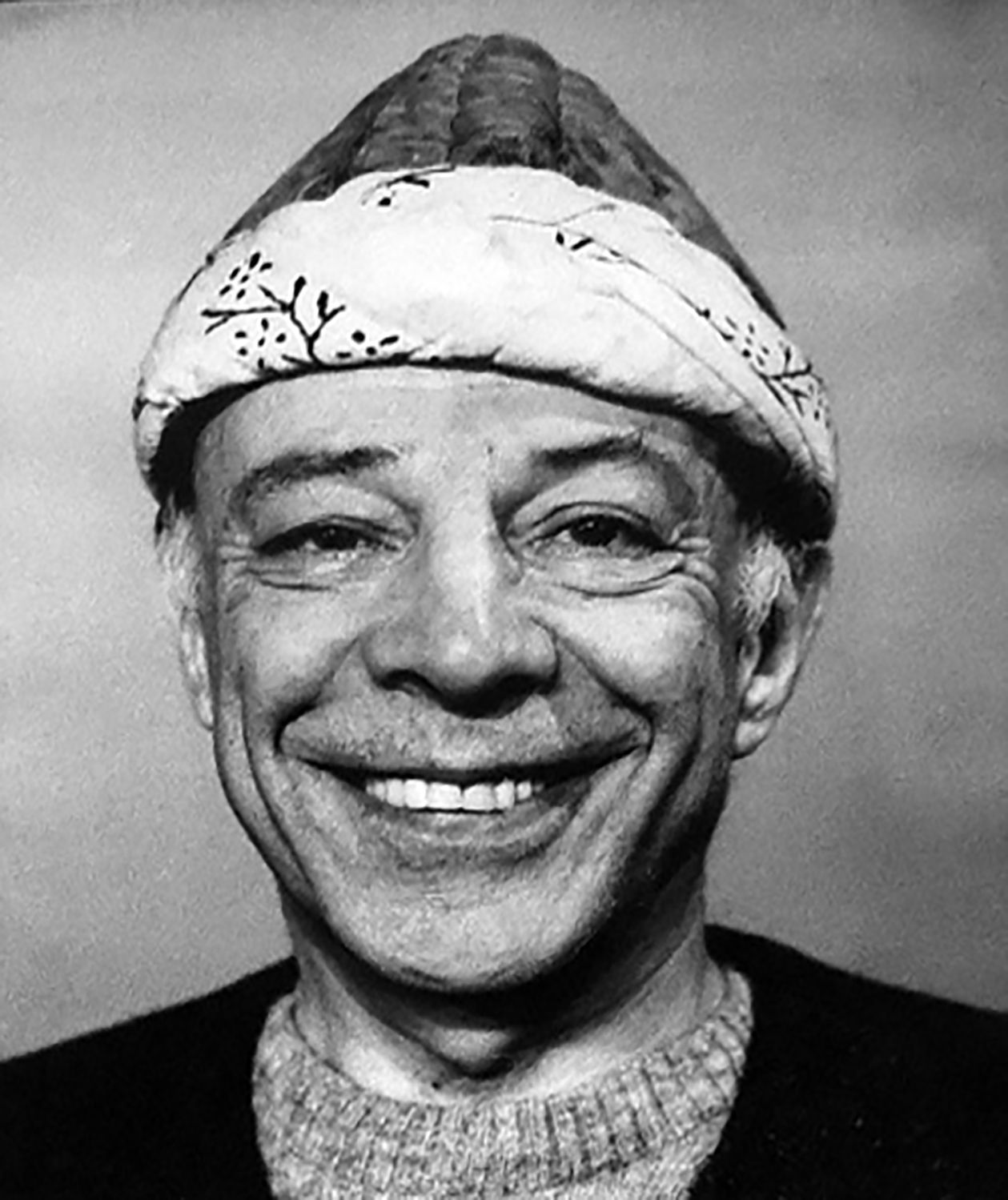 M&uuml;nir &Ouml;zkul (1925 - 2018)