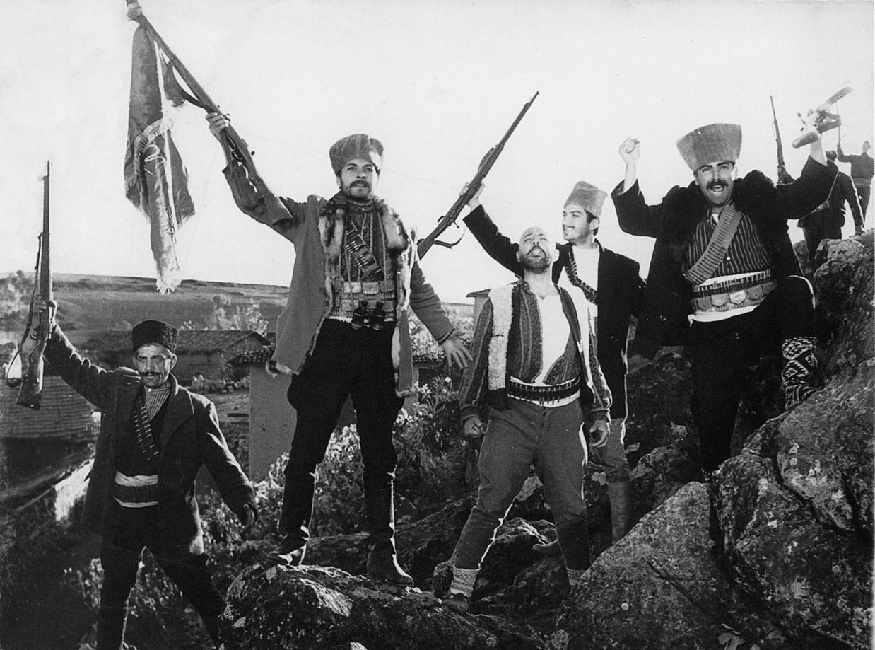 Bir Millet Uyanıyor (1966)