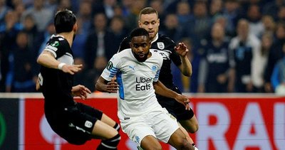 Galatasaray'da transferde mutlu son! Cedric Bakambu imzaya geliyor! İşte İstanbul'a geliş saati